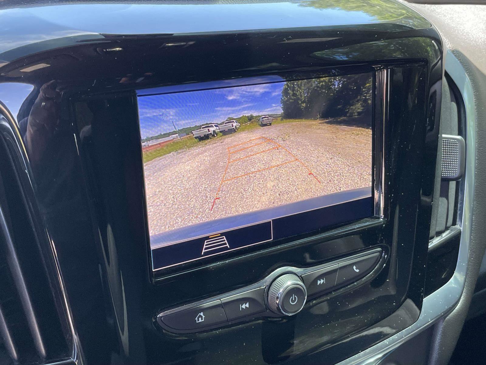 Used 2022 Chevrolet Traverse LT FWD image 13