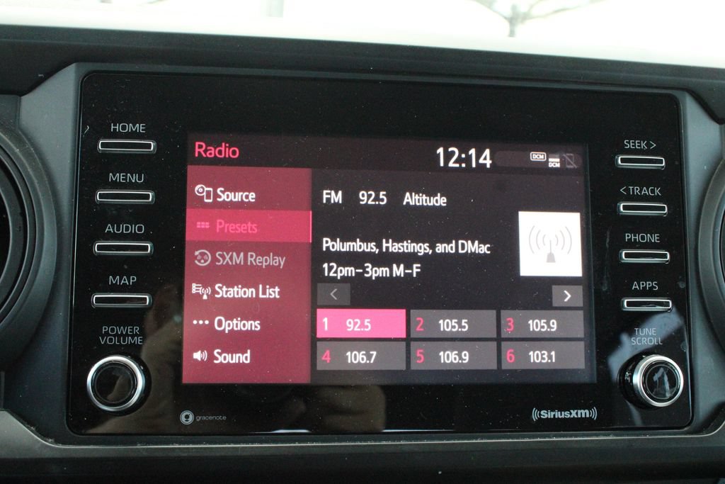 Used 2020 Toyota Tacoma SR AWD/4WD image 36