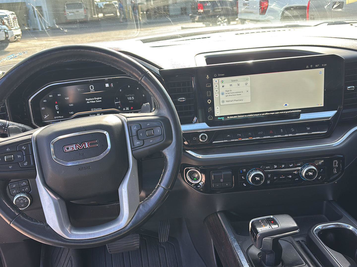Used 2022 GMC Sierra 1500 SLT w/ SLT Premium Plus Package AWD/4WD image 17