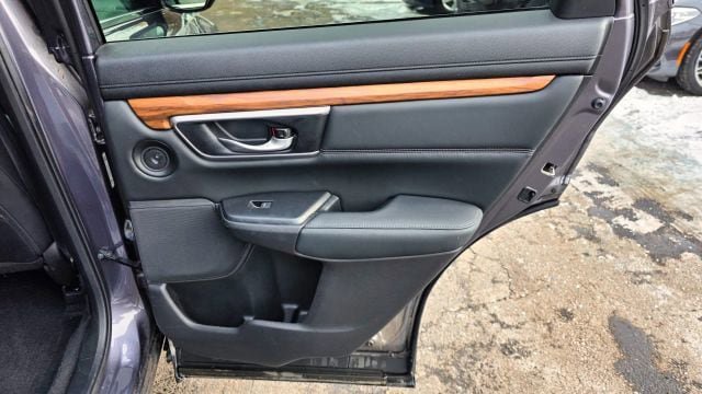 Used 2022 Honda CR-V Touring image 34