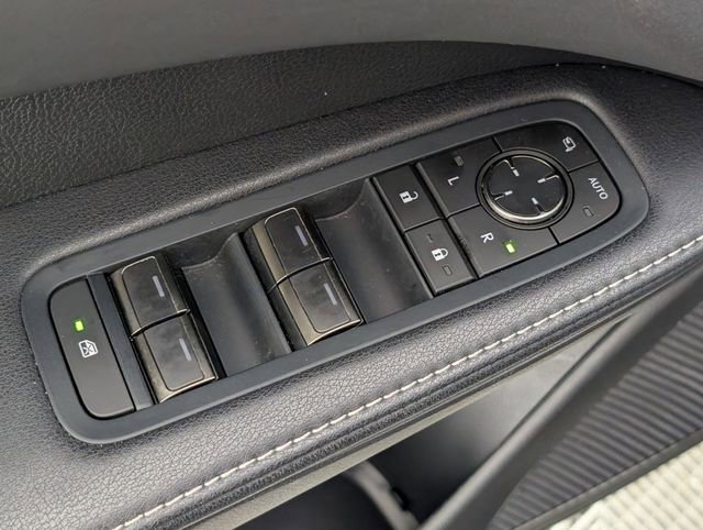 Used 2025 Lexus RX 350 FWD w/ Technology Package image 11