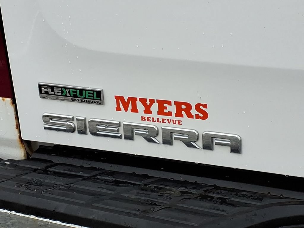 Used 2011 GMC Sierra 1500 W/T AWD/4WD image 18