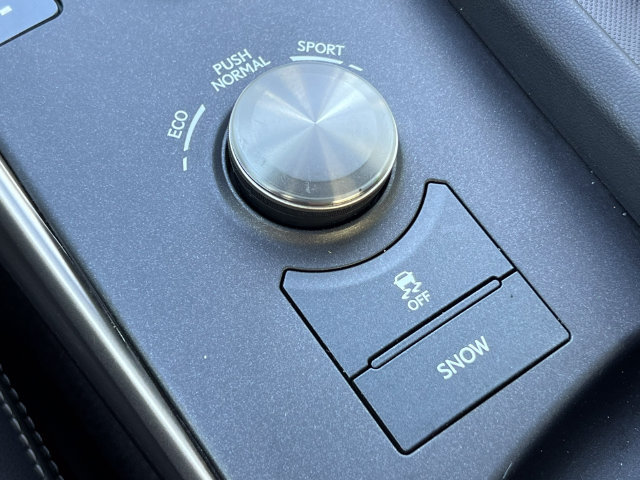 Used 2018 Lexus IS 300 AWD w/ Premium Package image 32