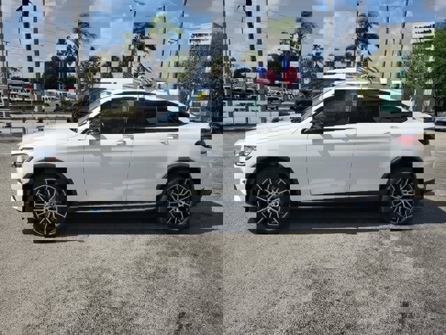 Used 2022 Mercedes-Benz GLC 300 4MATIC Coupe image 4