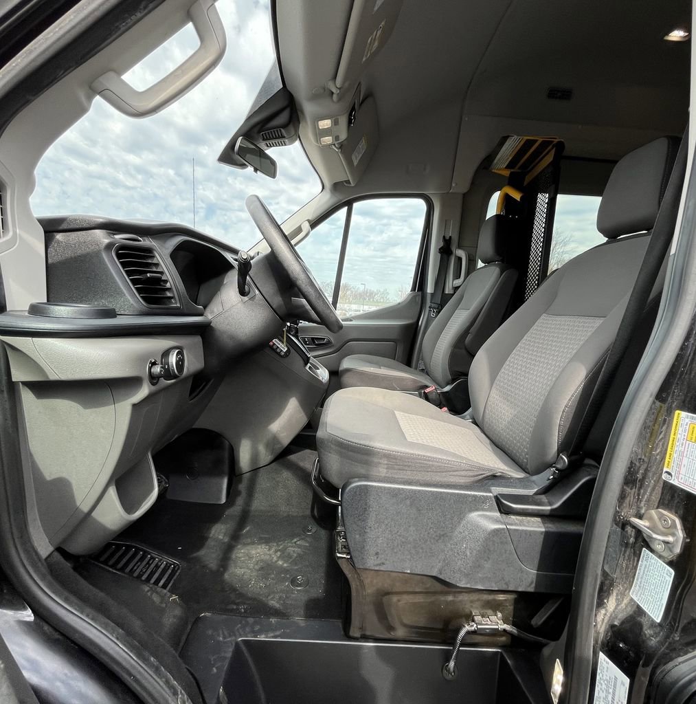 Used 2021 Ford Transit 350 XLT image 16
