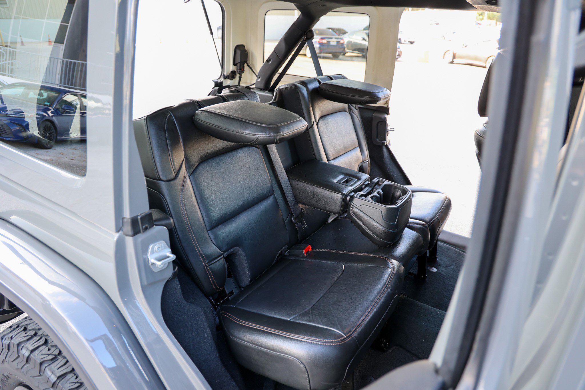 Used 2022 Jeep Wrangler Unlimited Rubicon w/ Trailer Tow Package AWD/4WD image 49
