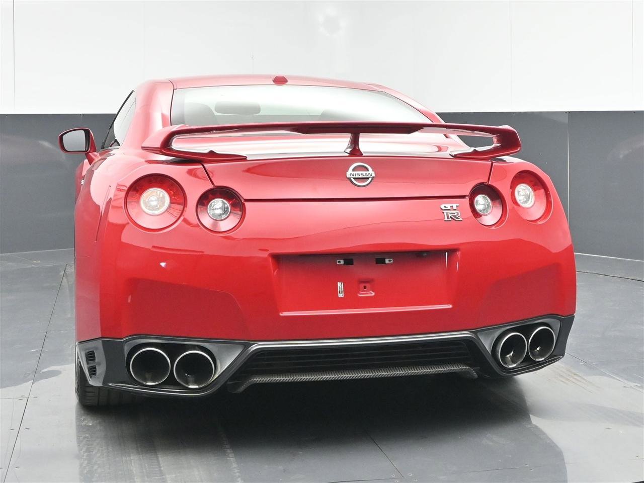 Used 2013 Nissan GT-R Premium AWD/4WD image 6