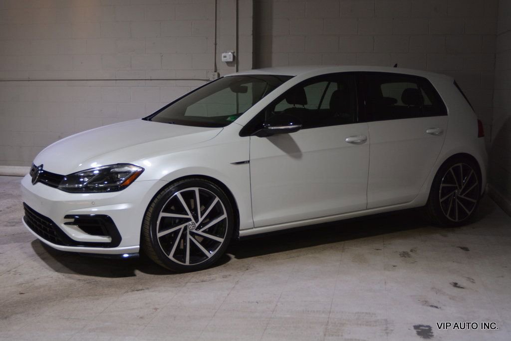 Used 2018 Volkswagen Golf 4-Door image 14
