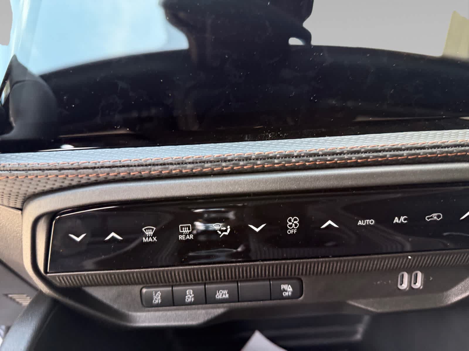 New 2027 Jeep Cherokee Limited AWD/4WD image 17
