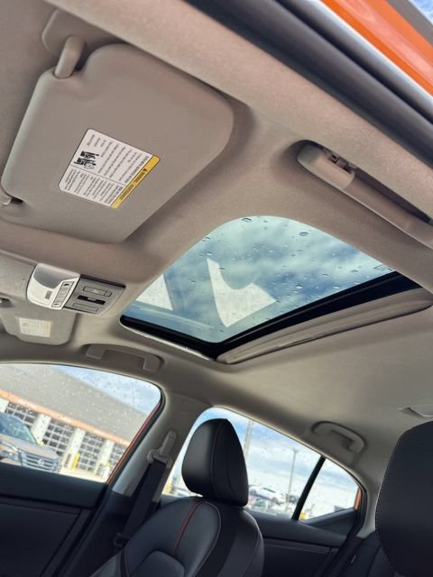 Used 2025 Nissan Sentra SR w/ SR Premium Package FWD image 23
