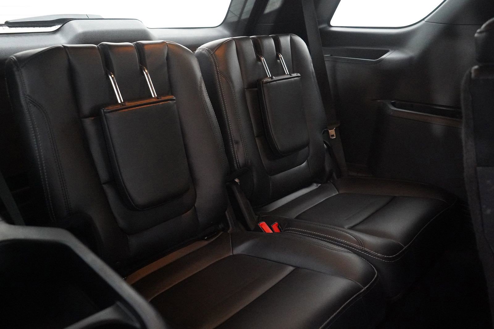 Used 2016 Ford Explorer Limited image 12