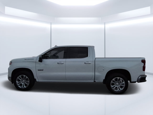 Used 2025 Chevrolet Silverado 1500 LTZ w/ LTZ Convenience Package II RWD image 6