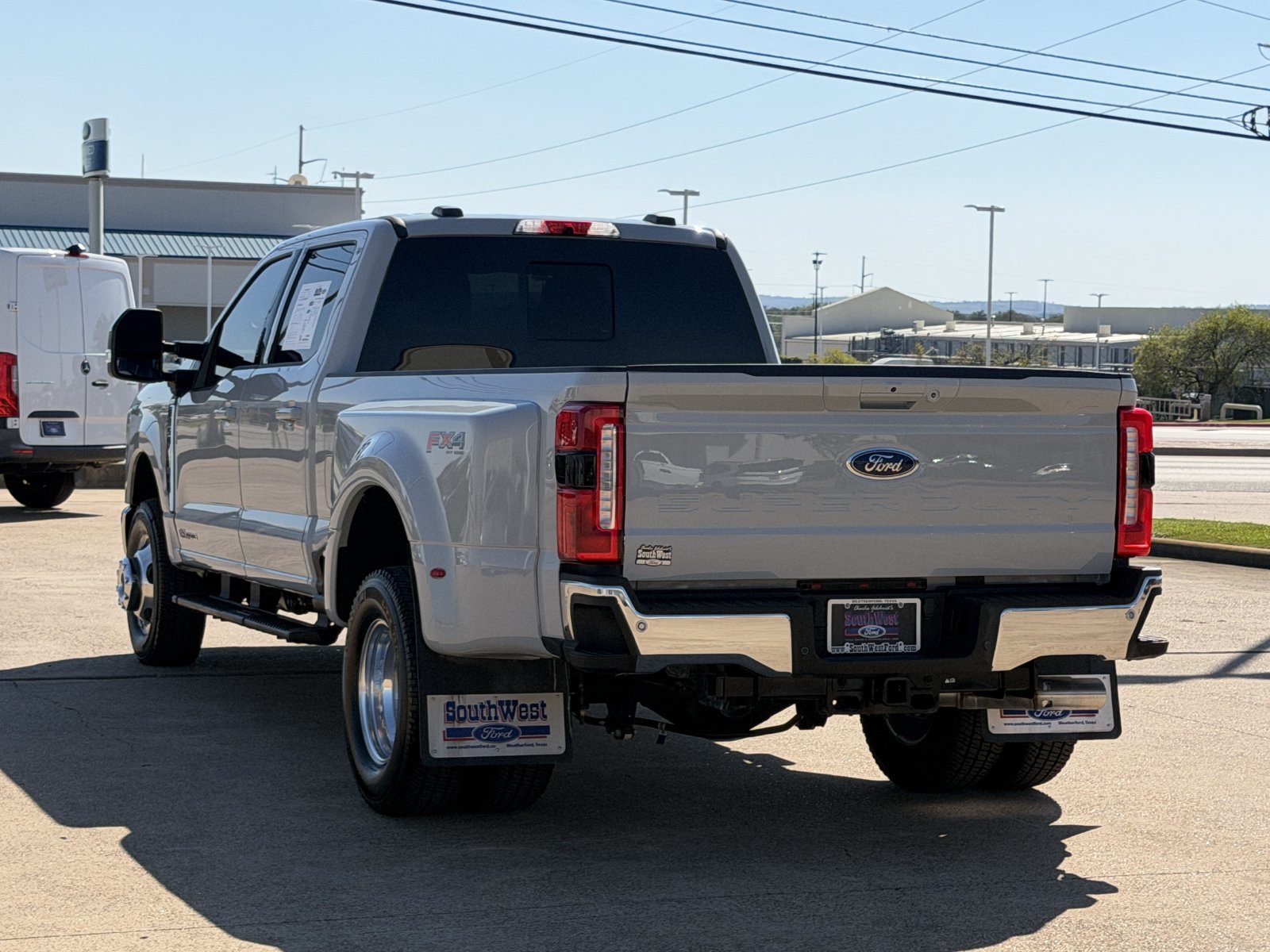 Used 2026 Ford F350 Lariat w/ Lariat Premium Package AWD/4WD image 6