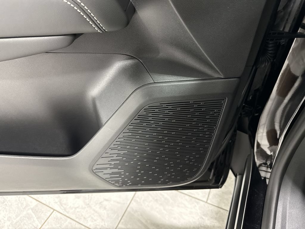 New 2027 GMC Terrain Elevation w/ LPO, Floor Liner Package FWD image 25