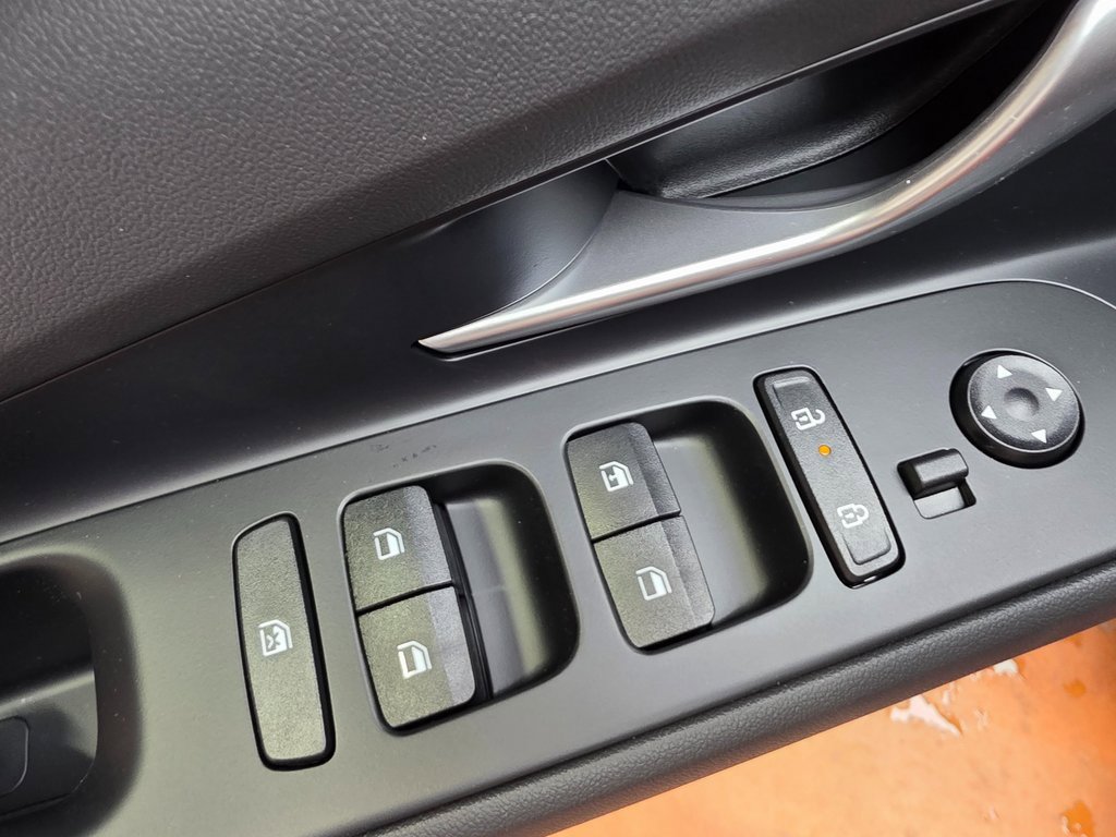 New 2026 Hyundai Elantra SE image 10