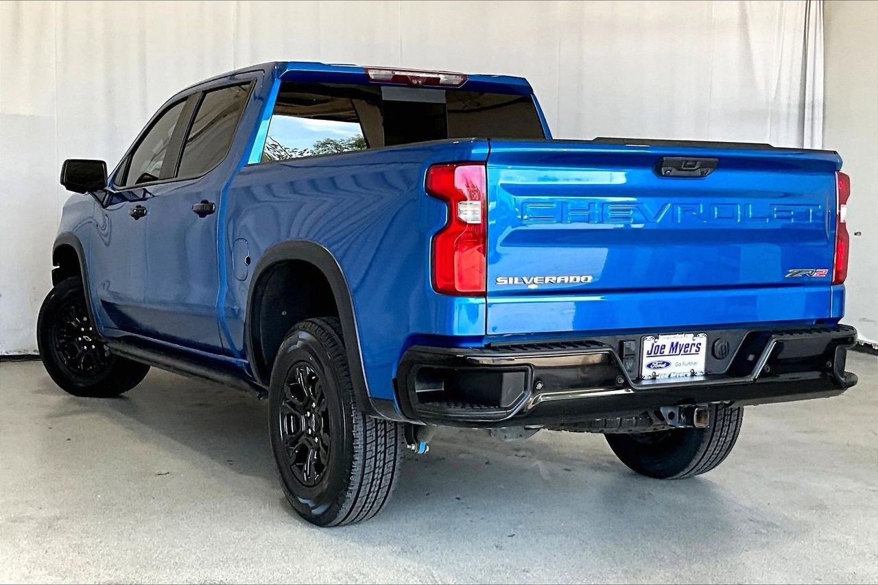 Used 2022 Chevrolet Silverado 1500 ZR2 w/ Technology Package AWD/4WD image 10