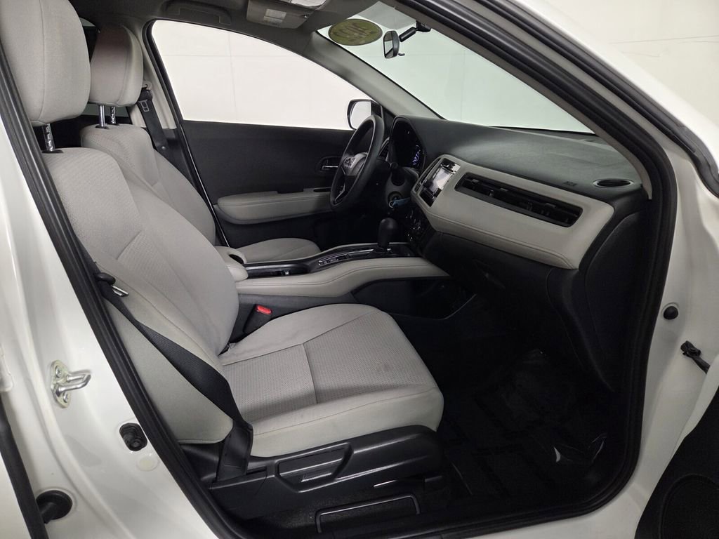 Used 2022 Honda HR-V LX image 30