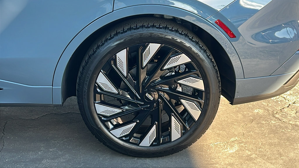 Certified 2026 Lincoln Nautilus Black Label w/ Jet Appearance Package AWD/4WD image 7