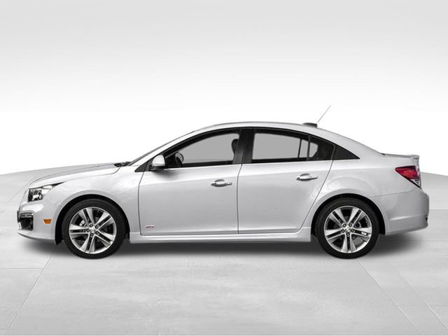 Used 2016 Chevrolet Cruze LT FWD image 3