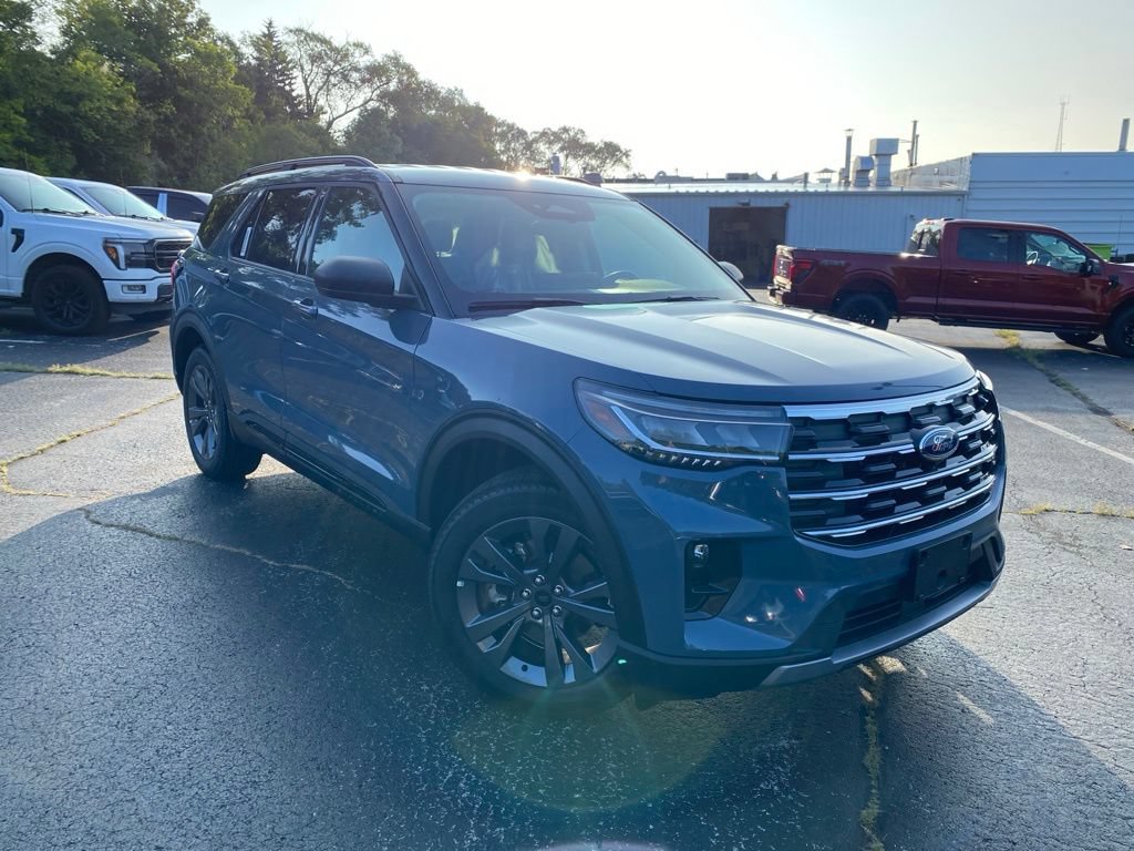 New 2026 Ford Explorer Active w/ Active Comfort Package AWD/4WD video 1