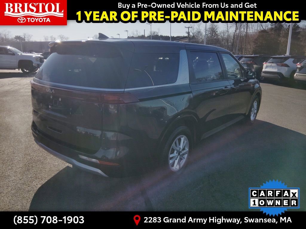 Used 2024 Kia Carnival LX image 8