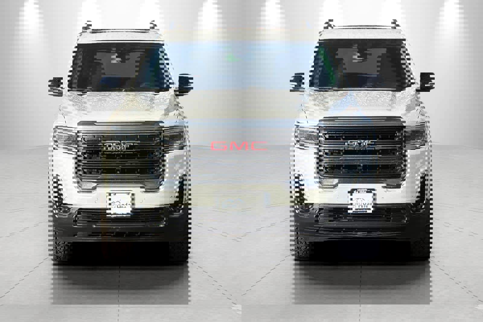 Used 2022 GMC Acadia AT4 w/ Technology Package image 10