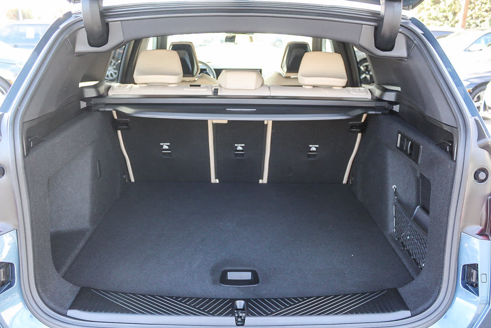 Used 2025 BMW X3 xDrive30i w/ Premium Package image 34