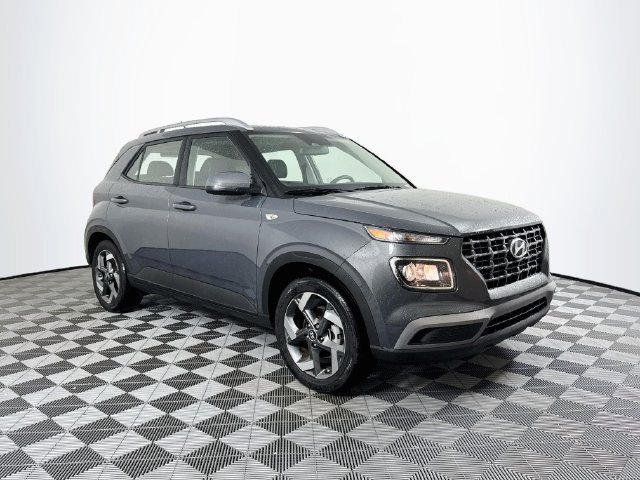 Certified 2025 Hyundai Venue SEL FWD image 10