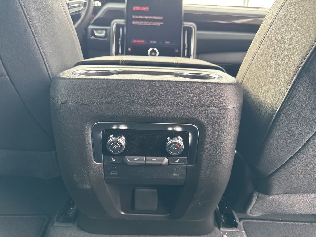 New 2026 GMC Yukon XL Elevation image 26