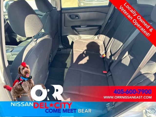 Used 2024 Nissan Rogue S FWD image 10