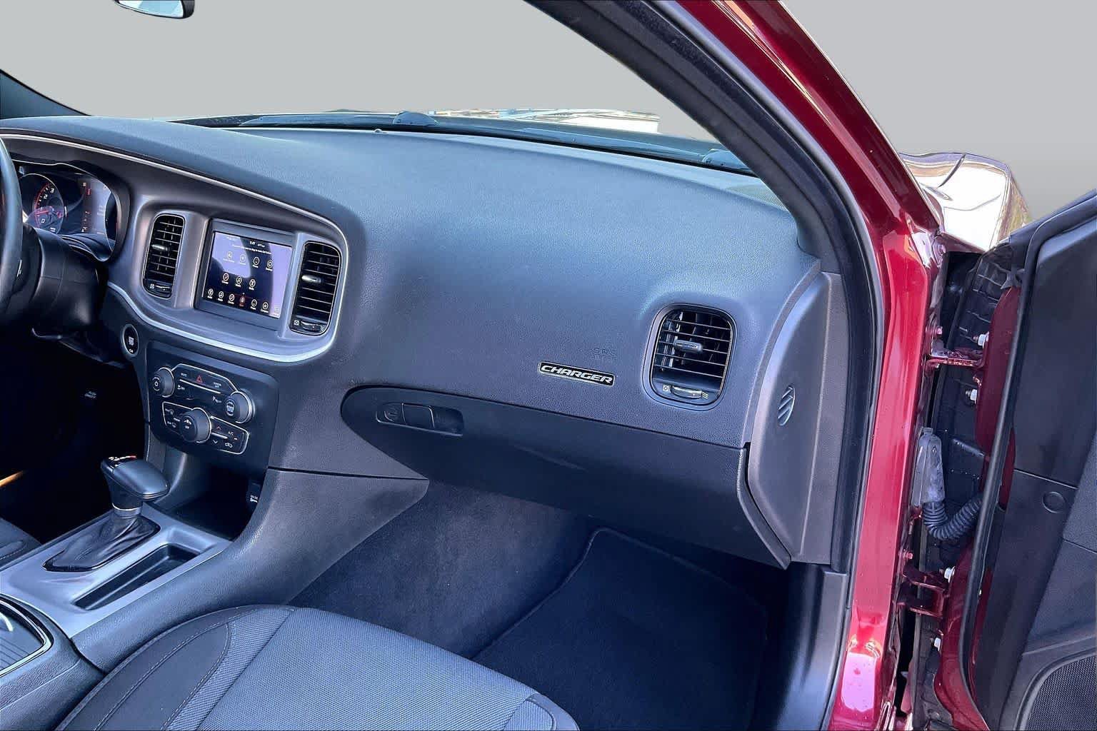Used 2022 Dodge Charger SXT w/ Blacktop Package RWD image 18