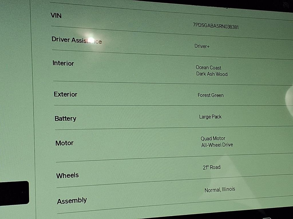 Used 2024 Rivian R1S Adventure image 42