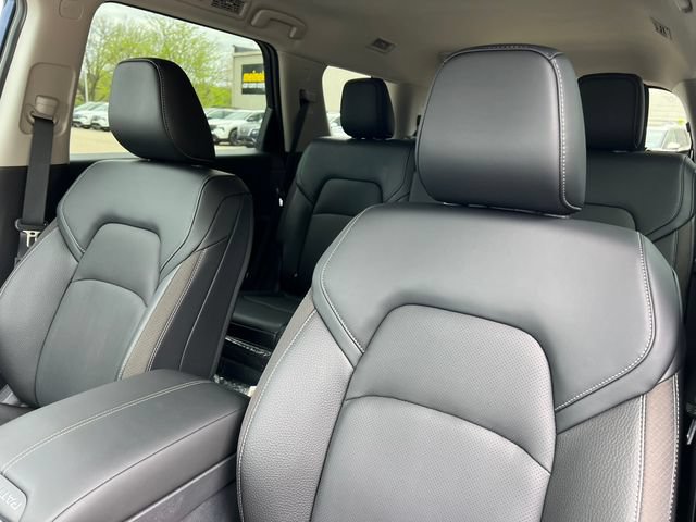 New 2026 Nissan Pathfinder SL AWD/4WD image 11