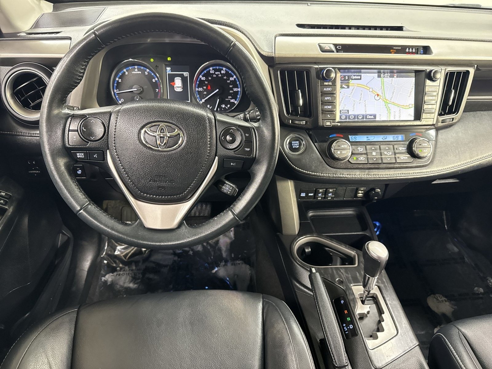 Used 2017 Toyota RAV4 Platinum AWD/4WD image 34
