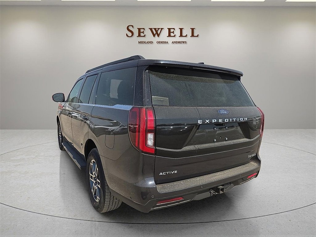 New 2025 Ford Expedition Active image 3