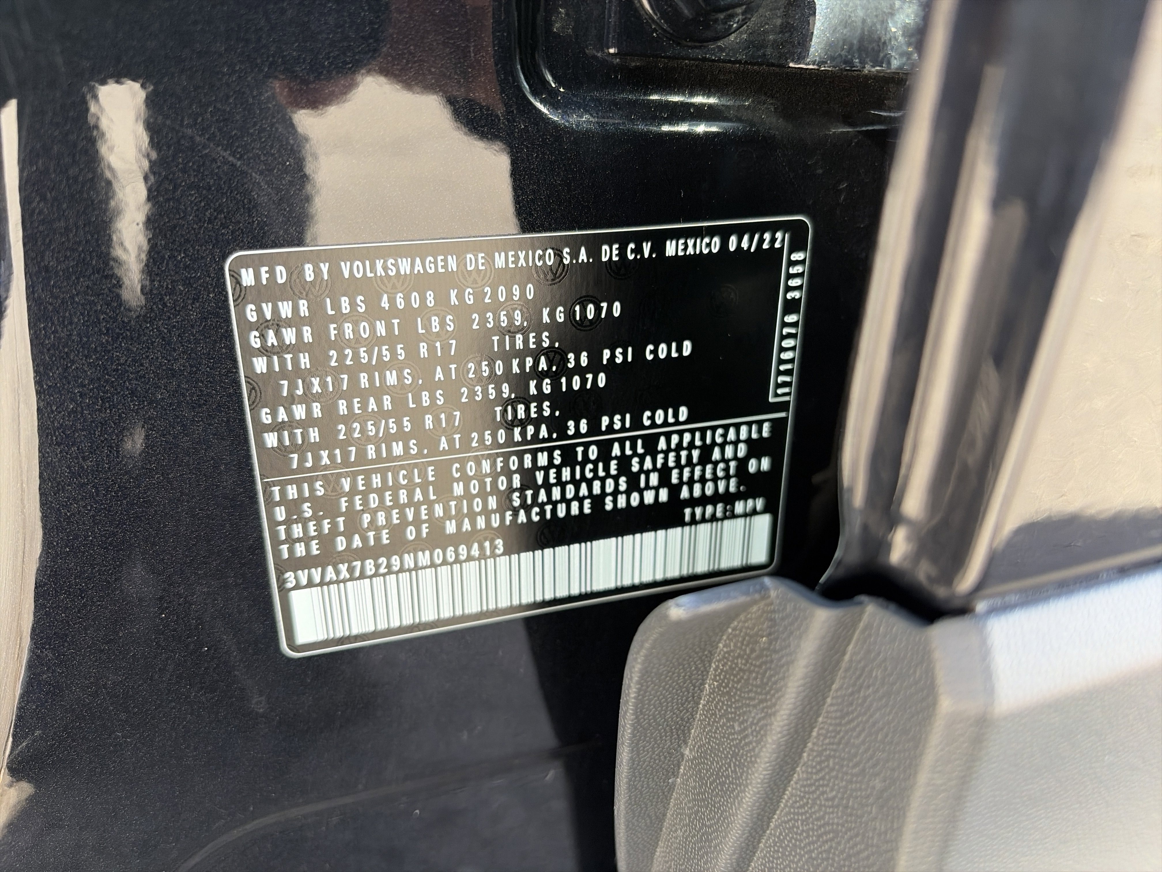 Certified 2022 Volkswagen Taos S image 29