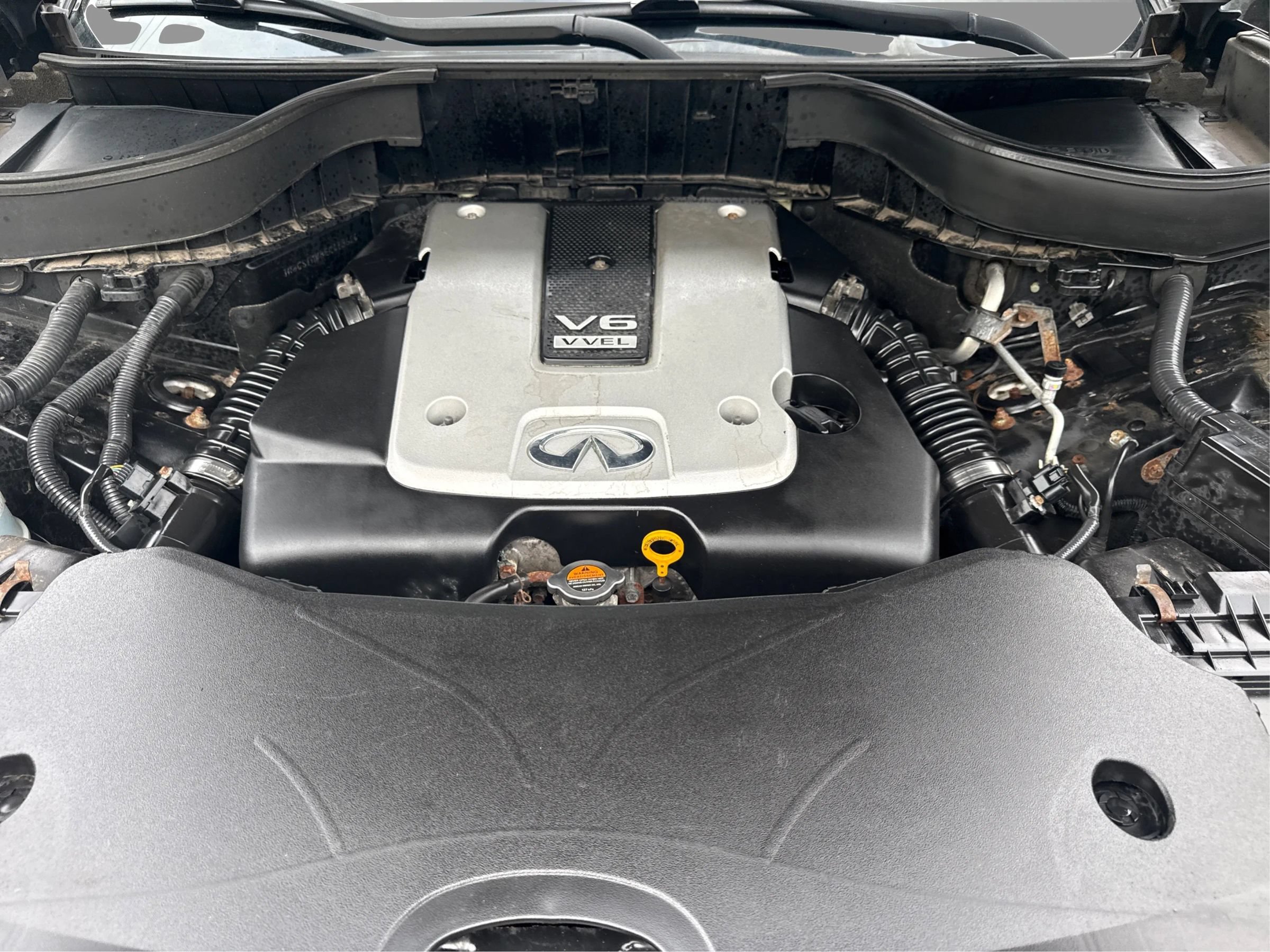 Used 2014 INFINITI QX70 AWD w/ Premium Package image 13