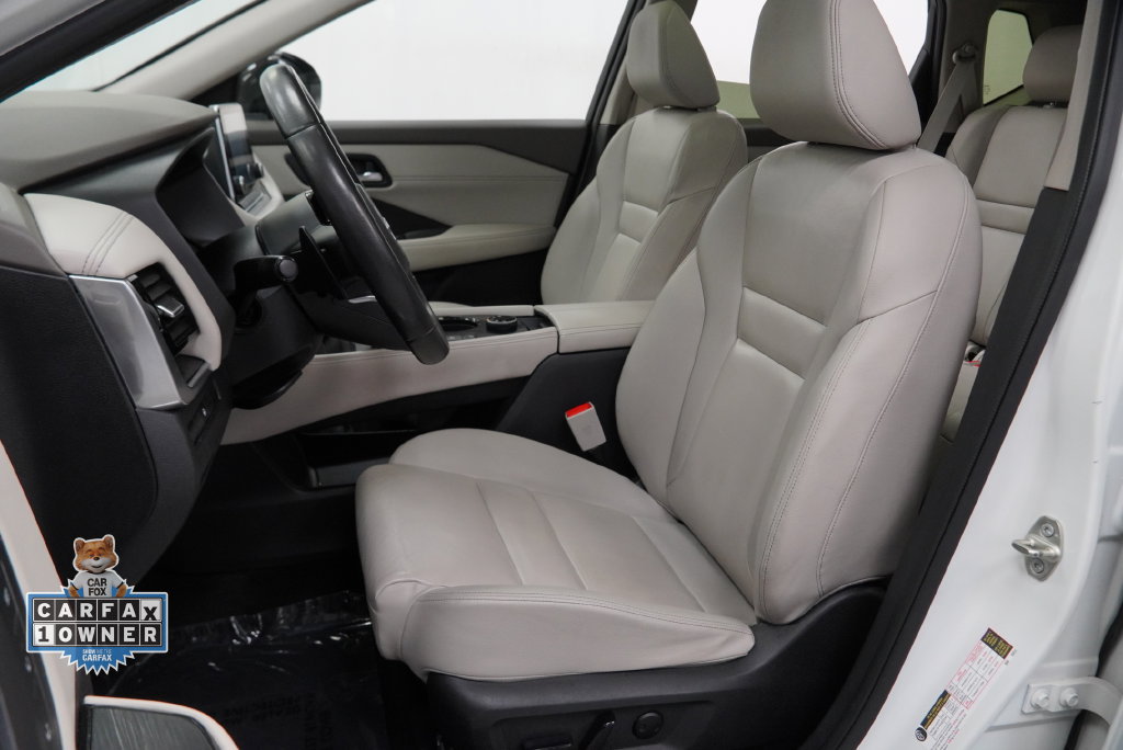 Used 2023 Nissan Rogue SL AWD/4WD image 3