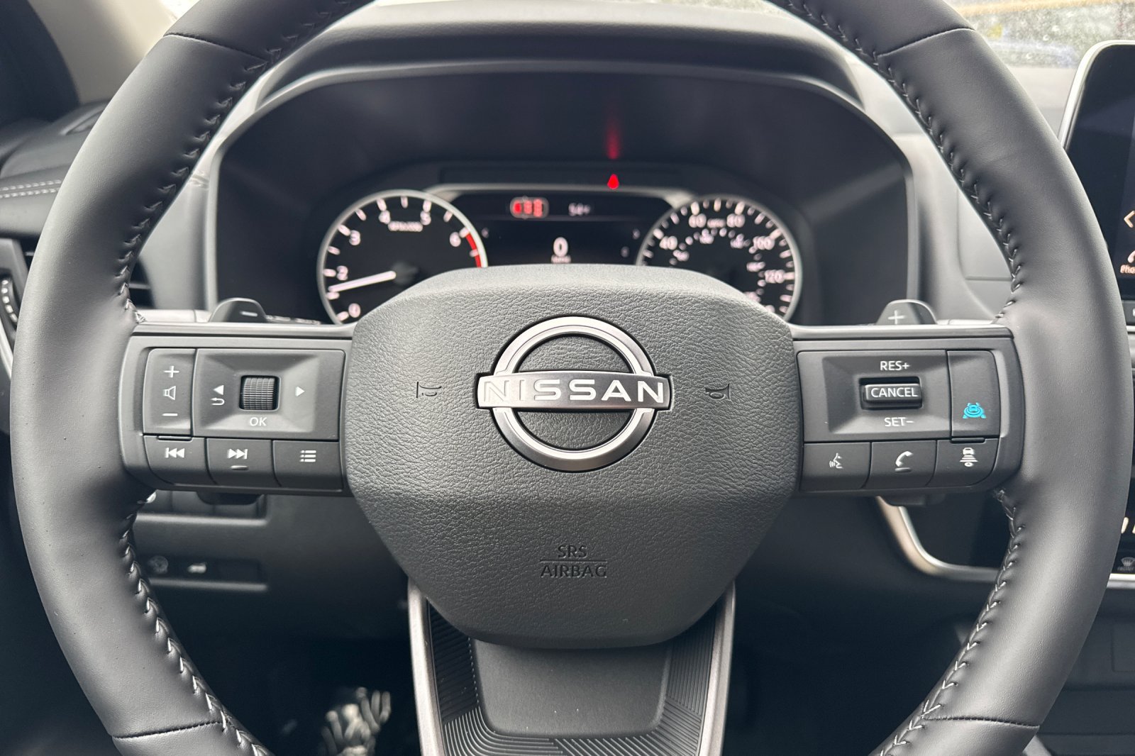 Used 2026 Nissan Rogue SV FWD image 27