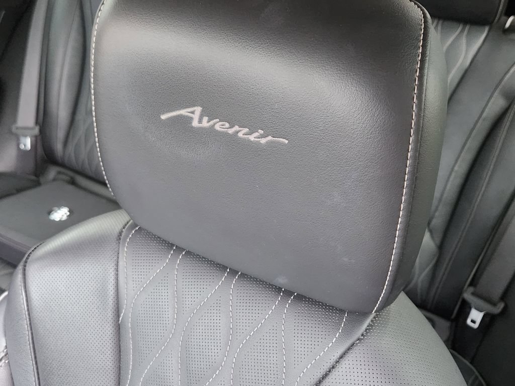 Used 2021 Buick Envision Avenir w/ Technology Package II AWD/4WD image 6