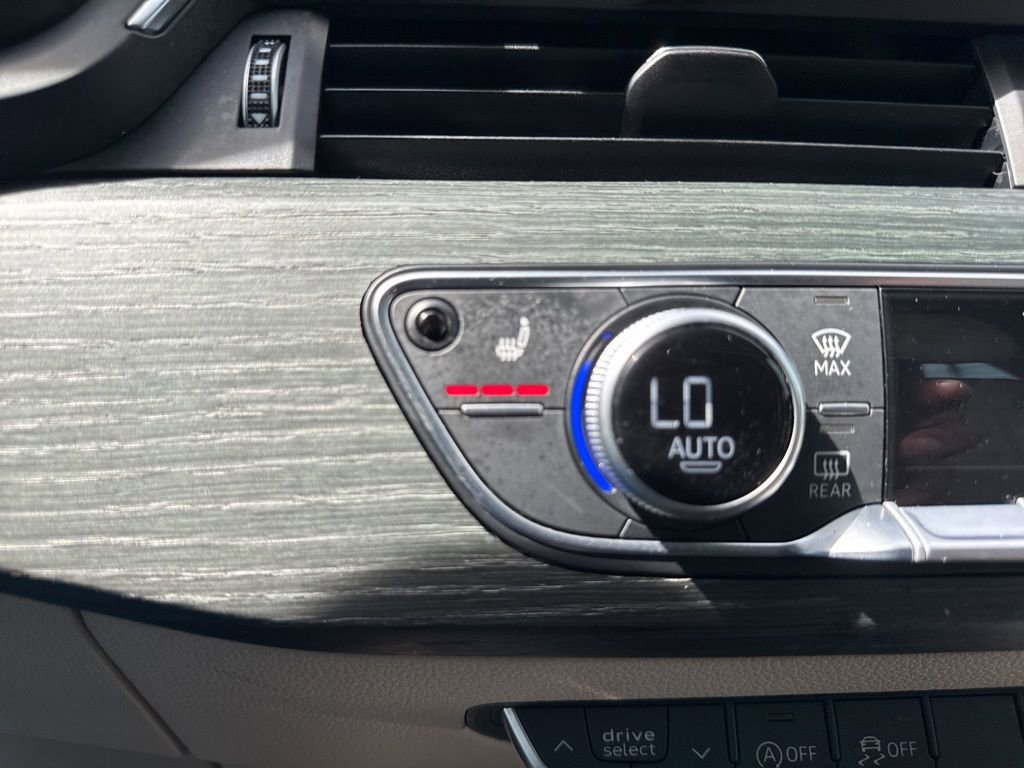 Used 2023 Audi A4 2.0T Premium Plus image 24