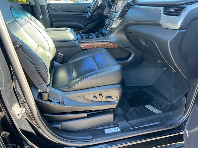 Used 2019 Chevrolet Suburban Premier image 13
