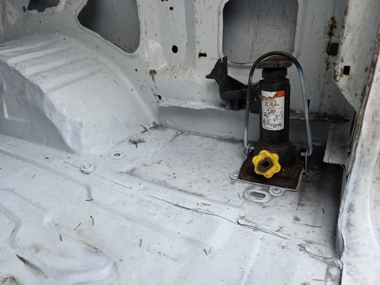 Used 2008 Ford E-150 and Econoline 150 image 44