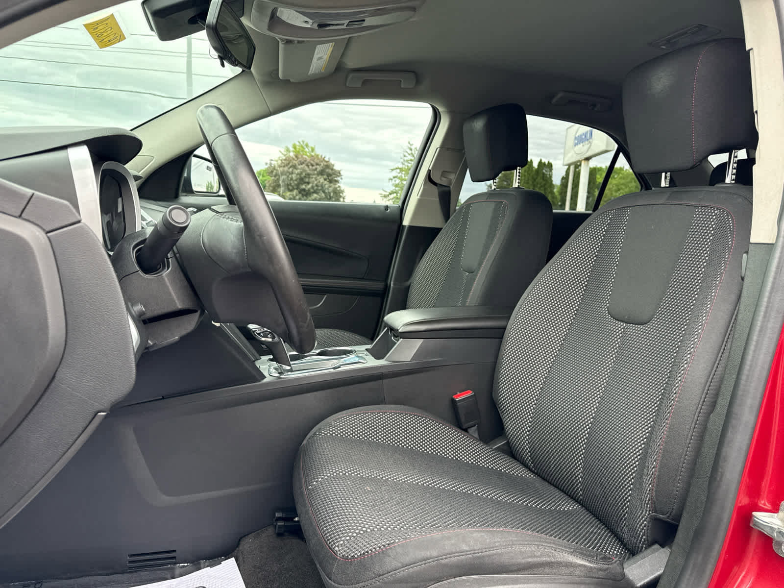 Certified 2015 Chevrolet Equinox LT FWD image 12