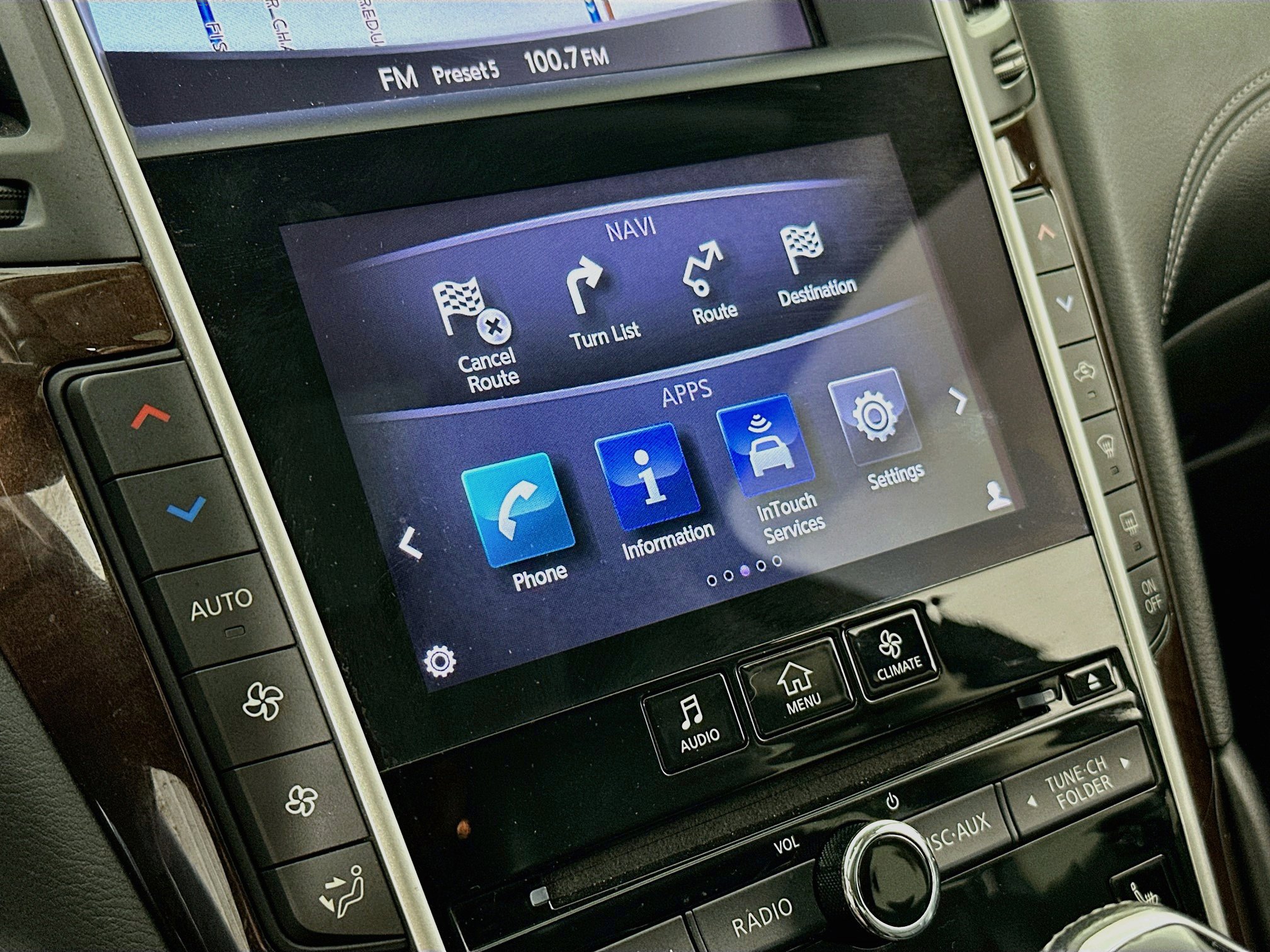 Used 2019 INFINITI Q50 Luxe w/ Essential Package (3.0T Luxe) image 15