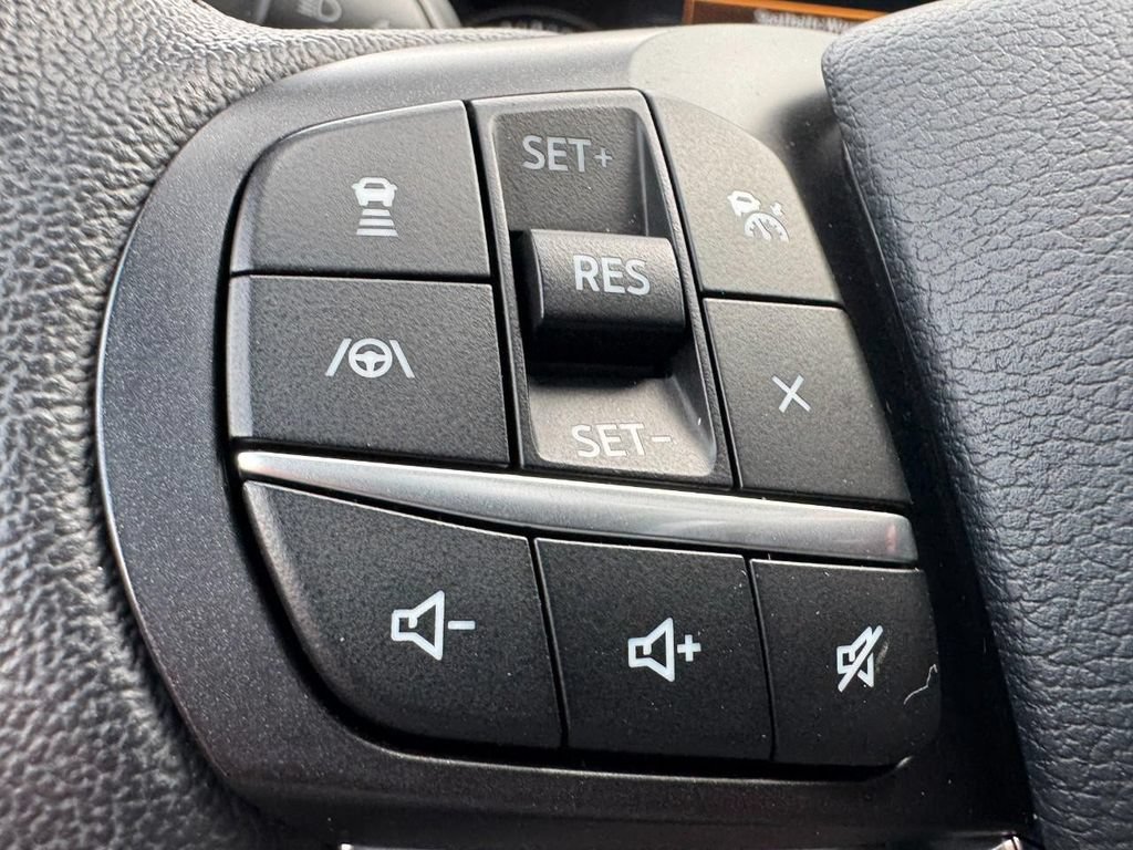 Used 2020 Ford Explorer Limited AWD/4WD image 18