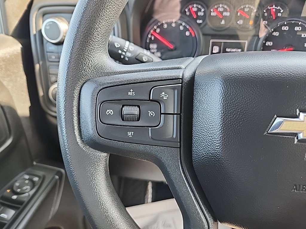 Used 2023 Chevrolet Silverado 1500 Custom AWD/4WD image 18