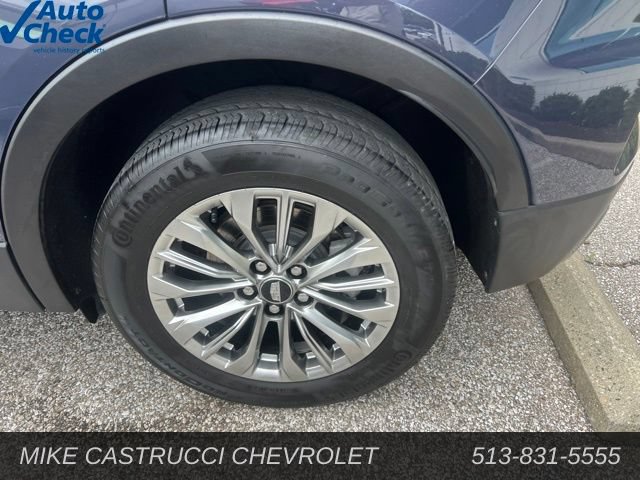 Used 2025 Cadillac XT4 Premium Luxury FWD image 5