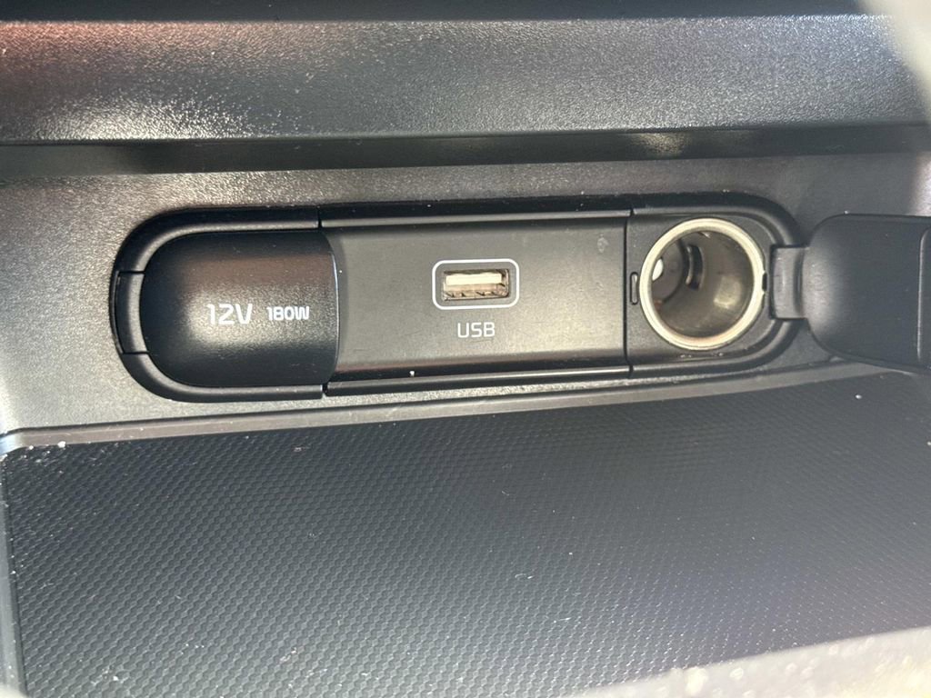 Used 2024 Kia Soul LX w/ Option Group 015 image 23