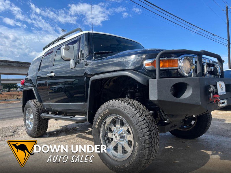 Used 2010 Toyota FJ Cruiser 4WD image 1